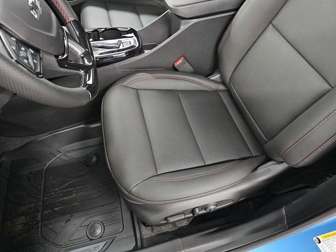 New 2026 Chevrolet Trax RS w/ Sunroof Package image 14