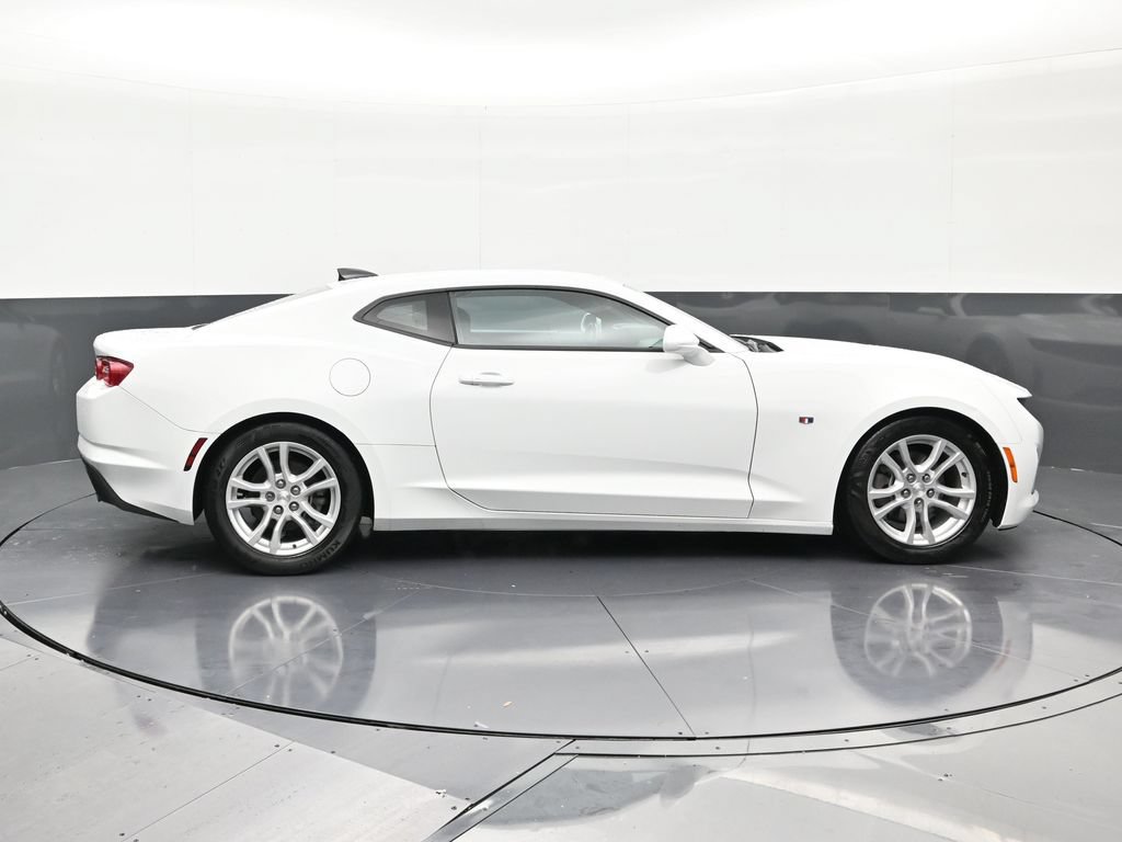 Used 2021 Chevrolet Camaro LS RWD image 6