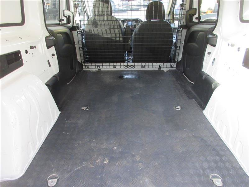 Used 2016 RAM ProMaster City Tradesman SLT w/ Rear Back-up Camera Group FWD image 8
