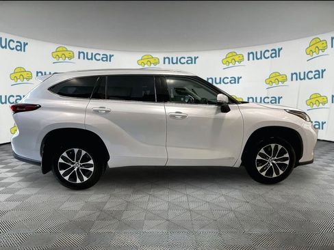 Used 2022 Toyota Highlander XLE image 8