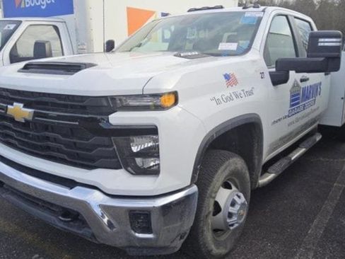 Used 2024 Chevrolet Silverado 3500 W/T w/ WT Convenience Package image 3