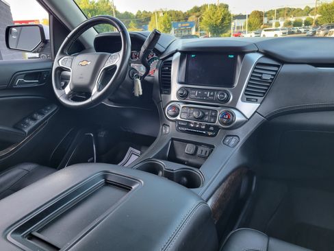 Used 2020 Chevrolet Tahoe LT AWD/4WD image 32