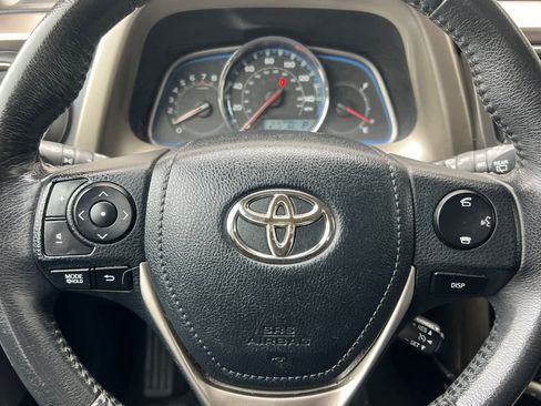Used 2013 Toyota RAV4 Limited image 25