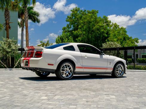Used 2007 Ford Mustang Shelby GT500 RWD image 3