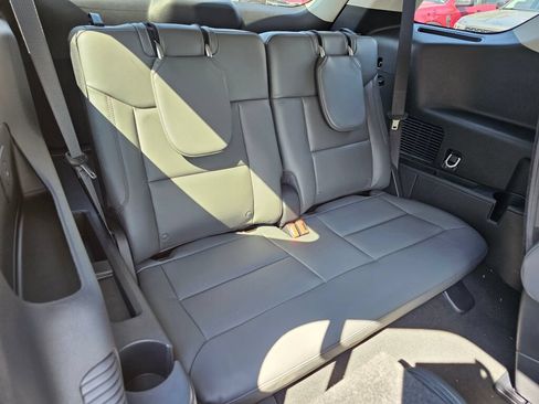 New 2026 Ford Explorer Active w/ Active Comfort Package AWD/4WD image 12