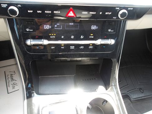 Used 2024 Kia Carnival SX Prestige FWD image 21