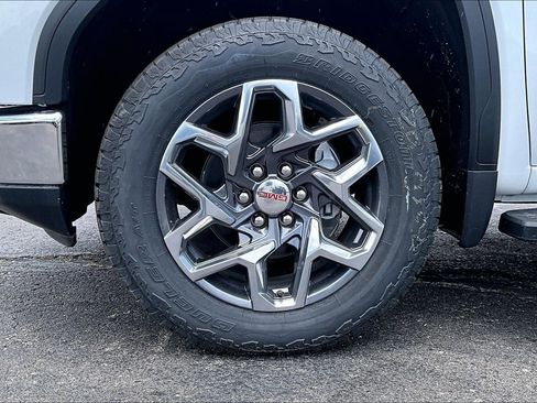 New 2026 GMC Sierra 1500 SLT w/ SLT Premium Plus Package AWD/4WD image 12
