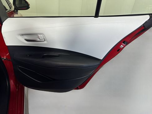 Used 2021 Toyota Corolla SE image 27