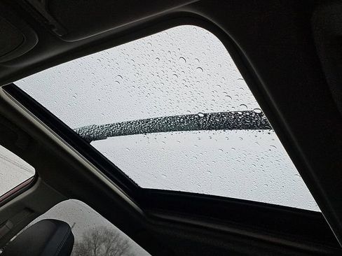 Used 2019 Subaru Forester Touring image 15