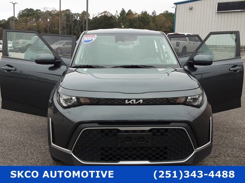 Used 2024 Kia Soul LX w/ Option Group 015 image 38