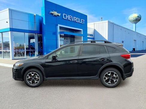 Used 2020 Subaru Crosstrek 2.0i Premium w/ Moonroof Package 2 image 7