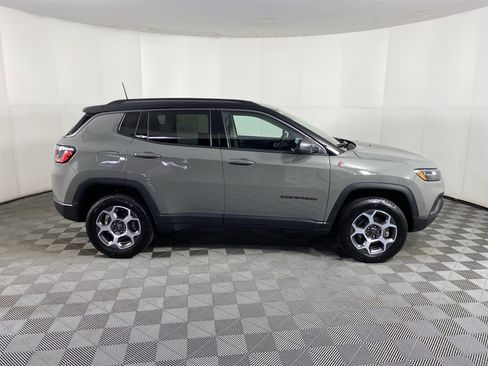 Used 2022 Jeep Compass Trailhawk w/ Trailer Tow Group image 5