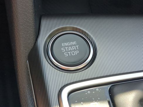 New 2026 Kia Sportage EX w/ EX Panorama Roof Package image 24