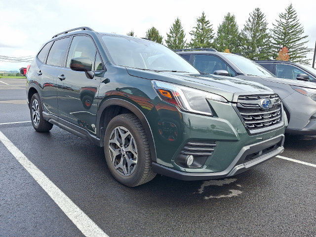 Certified 2023 Subaru Forester Premium AWD/4WD image 1