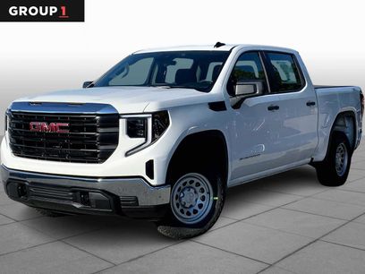 New 2024 GMC Sierra 1500 Pro w/ X31 Off-Road Package