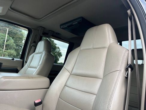 Used 2008 Ford F350 Lariat AWD/4WD image 10