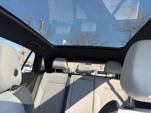 Certified 2022 Volkswagen ID.4 Pro S image 18