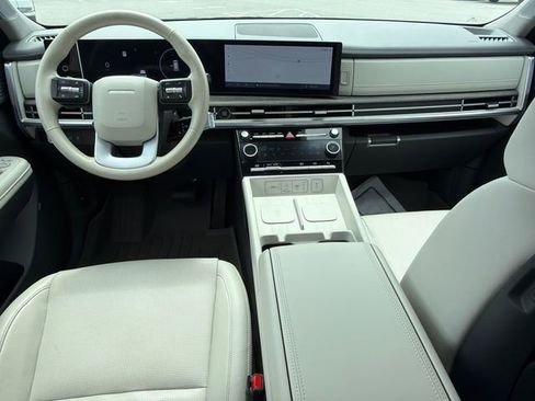 Used 2025 Hyundai Santa Fe Limited FWD image 23