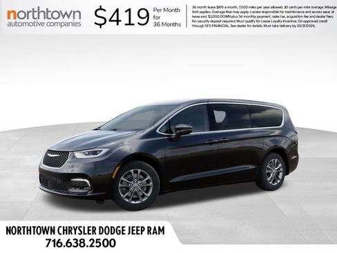 New 2026 Chrysler Pacifica Select image 2