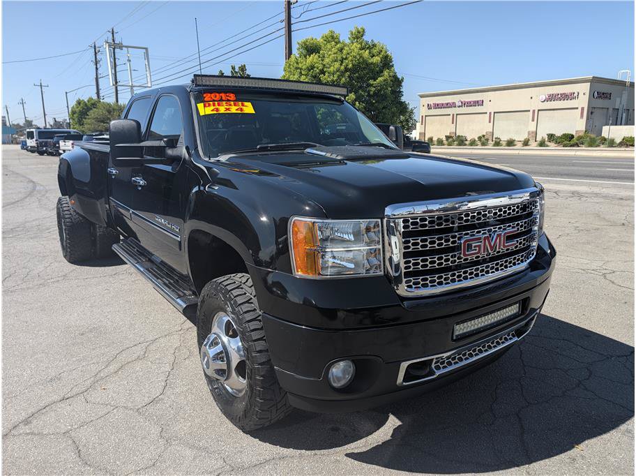 Used 2013 GMC Sierra 3500 Denali AWD/4WD image 2