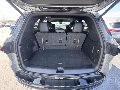 Used 2025 Buick Enclave Sport Touring FWD image 13