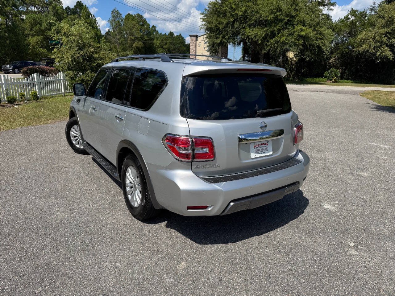 Used 2019 Nissan Armada SV w/ Driver Package AWD/4WD image 4