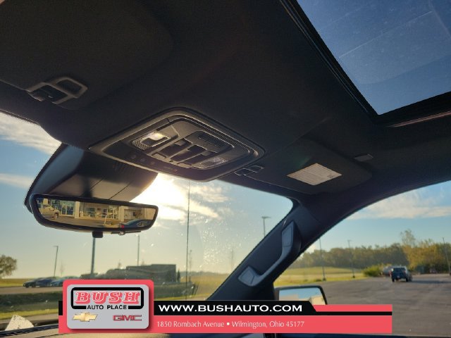 Used 2022 Chevrolet Silverado 1500 High Country w/ High Country Premium Package AWD/4WD image 30