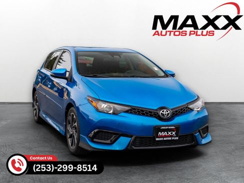 Used 2018 Toyota Corolla iM w/ All-Weather Mat Package FWD image 1