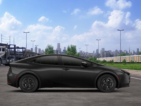 New 2026 Toyota Prius Plug-In Hybrid image 12