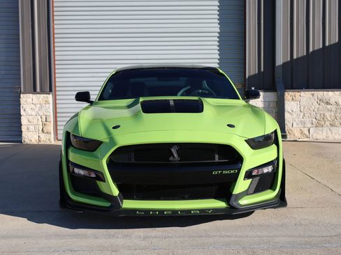 Used 2020 Ford Mustang Shelby GT500 w/ Technology Package image 11