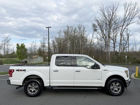 Used 2017 Ford F150 XLT w/ Equipment Group 301A Mid image 7