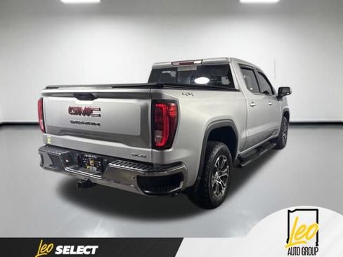 Used 2021 GMC Sierra 1500 SLE w/ Preferred Package AWD/4WD image 5