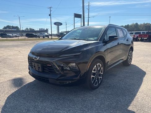 Used 2024 Chevrolet Blazer RS image 4