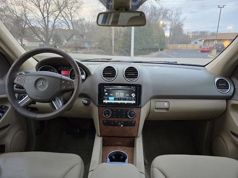 Used 2008 Mercedes-Benz ML 350 4MATIC w/ P1 Pkg image 11