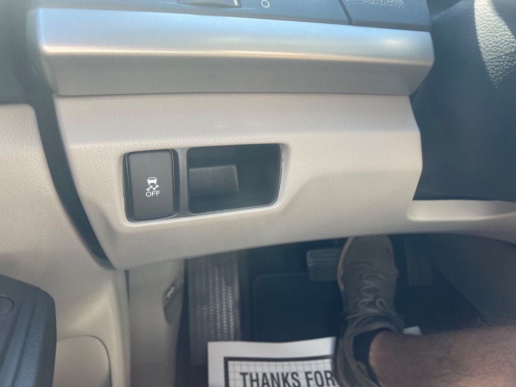 Used 2012 Honda Accord LX image 17