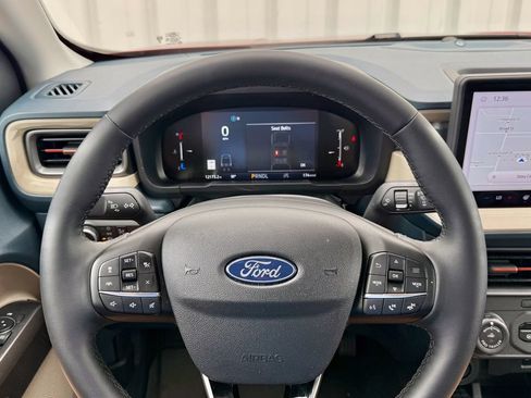 Used 2025 Ford Maverick Lariat w/ 4K Tow Package AWD/4WD image 19