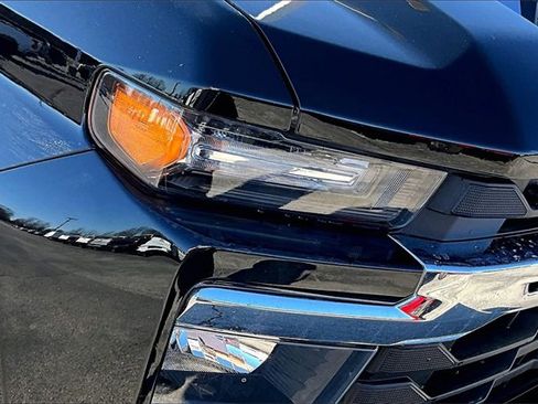 Used 2024 Chevrolet Silverado 2500 LT image 33