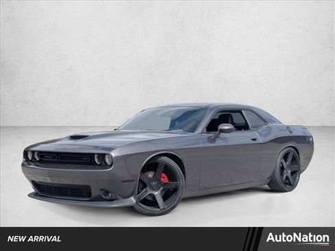Used 2020 Dodge Challenger GT image 1