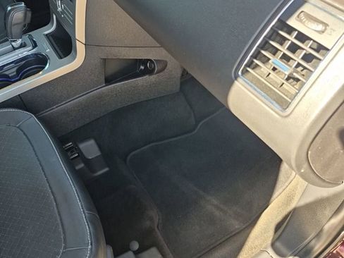 Used 2011 Ford Flex Limited w/ Rapid Spec Order Code image 32