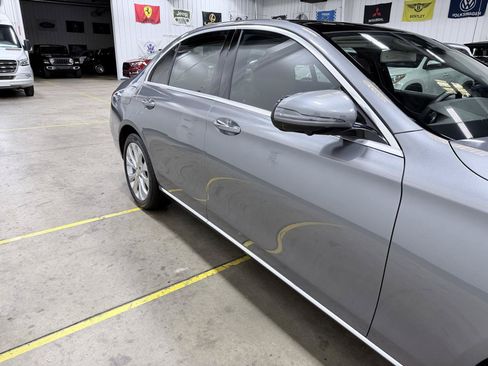 Used 2017 Mercedes-Benz E 300 4MATIC image 20
