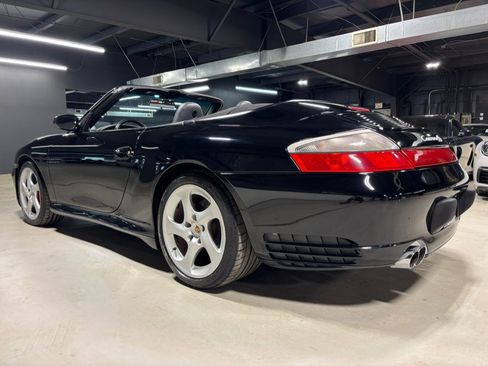 Used 2004 Porsche 911 Carrera 4S AWD/4WD image 4