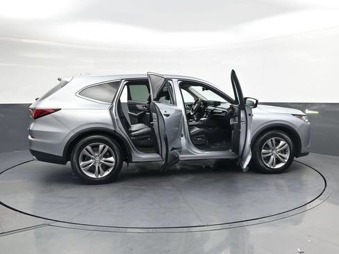 Used 2023 Acura MDX SH-AWD image 39