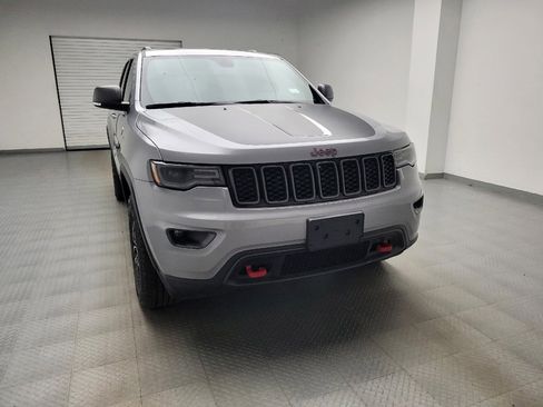 Used 2021 Jeep Grand Cherokee Trailhawk w/ Premium Lighting Group AWD/4WD image 14