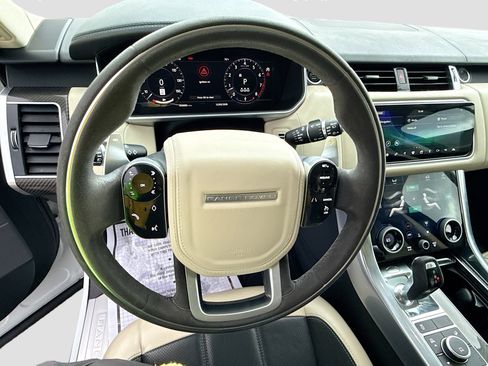 Used 2019 Land Rover Range Rover Sport HST image 39