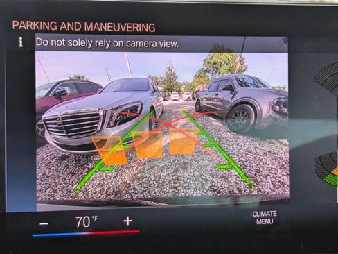 Used 2023 BMW 330i Sedan w/ M Sport Package image 8