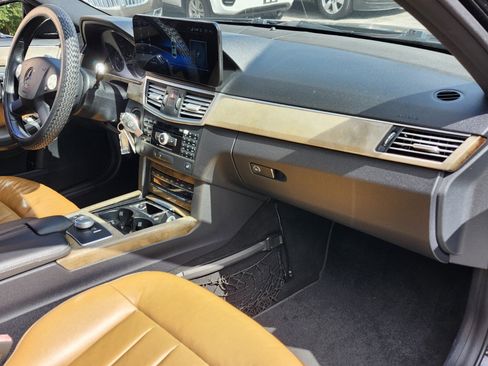 Used 2011 Mercedes-Benz E 350 Sedan image 13