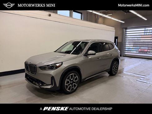 Used 2025 BMW X1 xDrive28i image 1