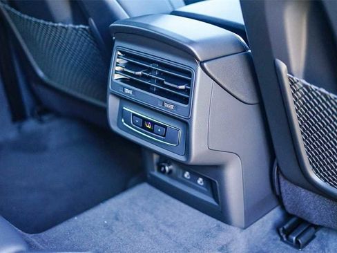 New 2026 Audi Q8 Premium image 16