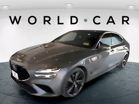 Used 2023 Genesis G70 2.0T w/ Sport Prestige Package image 3