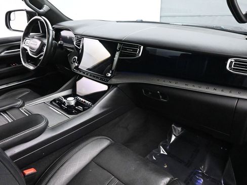 Used 2022 Jeep Grand Wagoneer Series II image 22